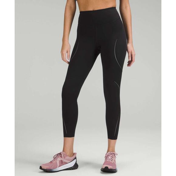 Lululemon Base Pace High-Rise Reflective Tight 25" Black Size 6 - Picture 4 of 6